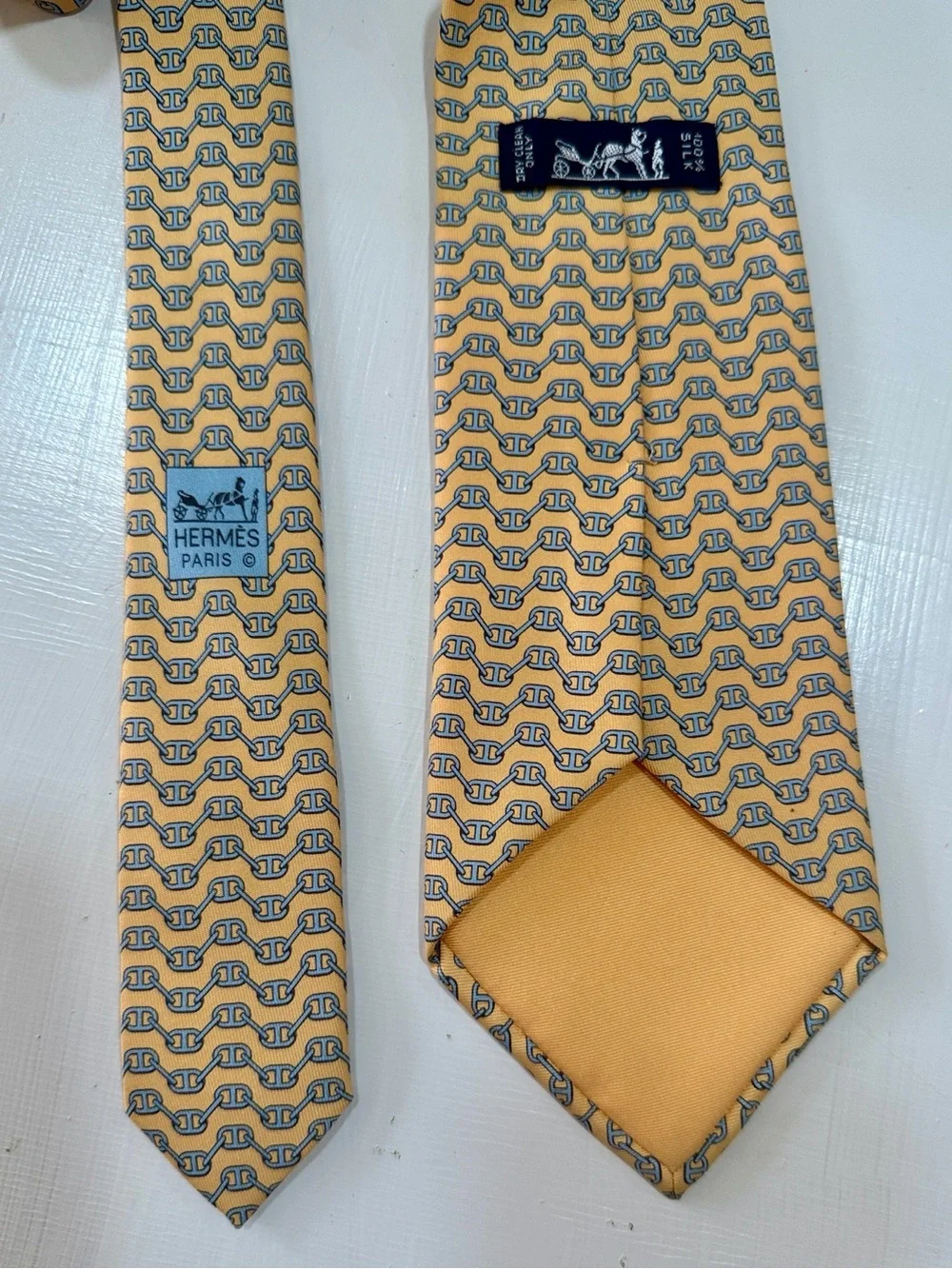 Hermes Paris Silk Neck Tie with Logo Yellow & Blue Chains made in France